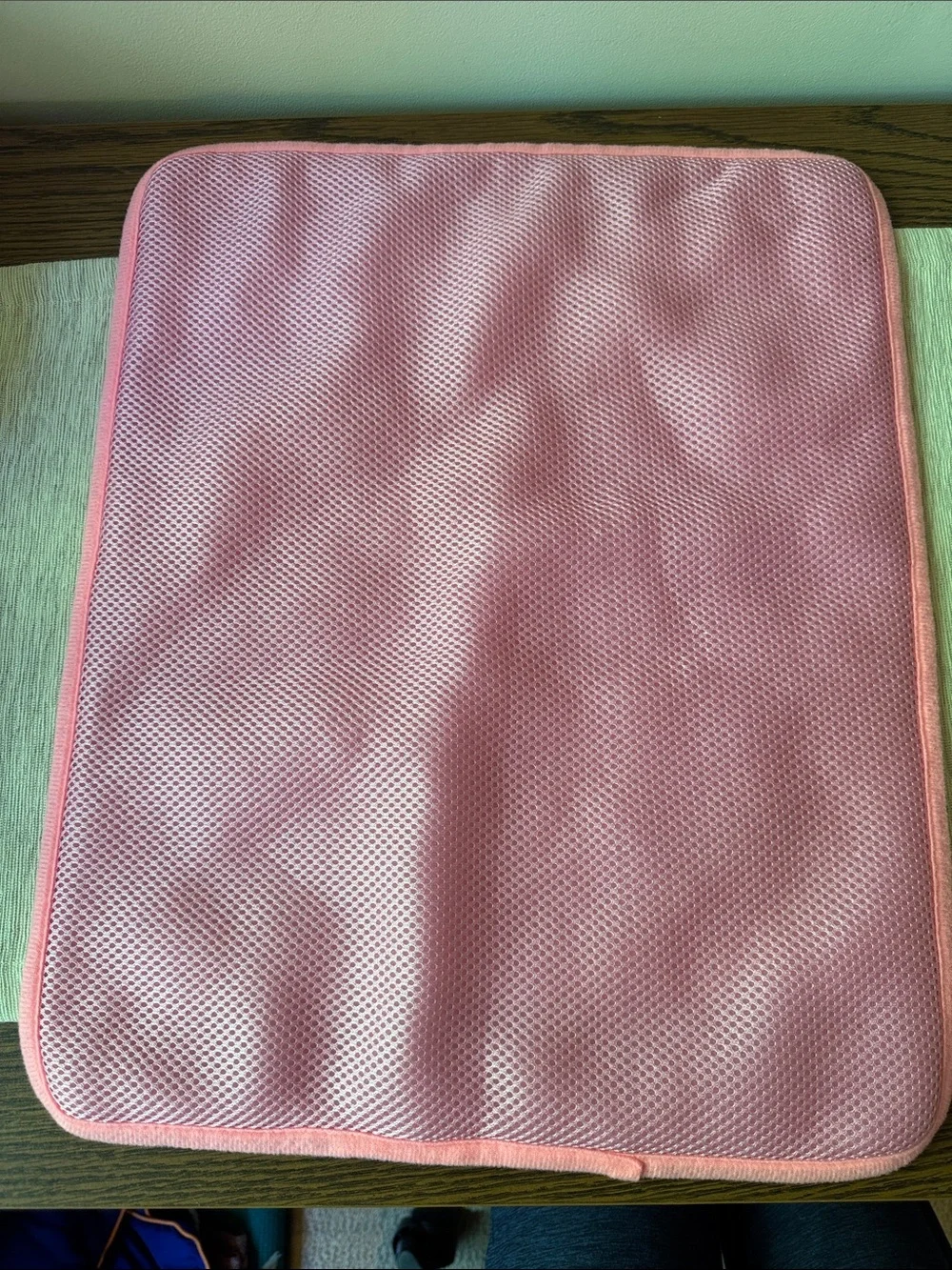 Quilted Pink & White Cooling Pad